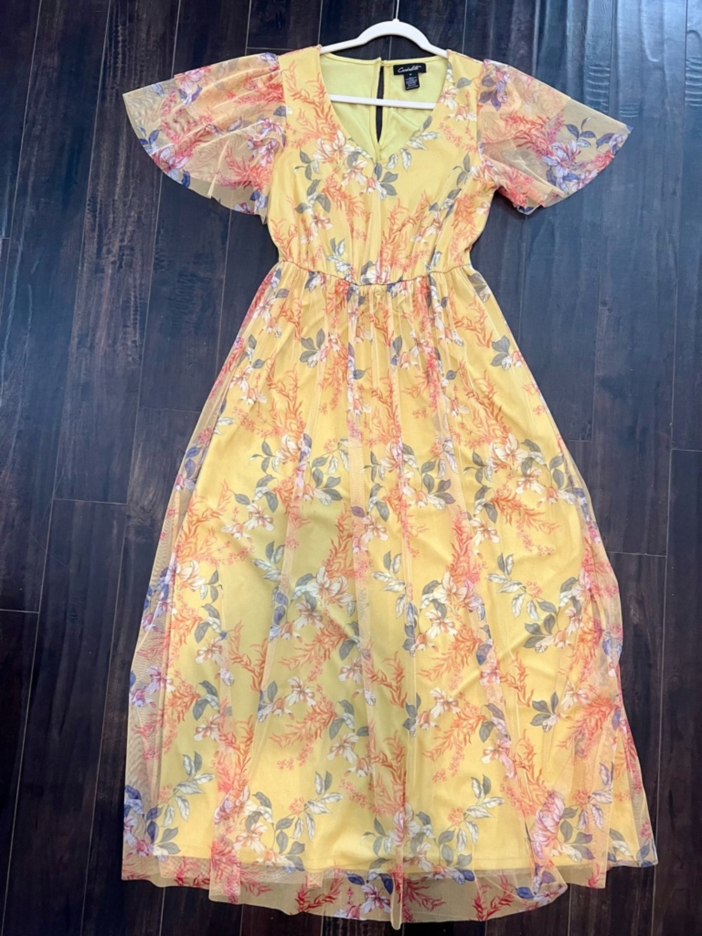 Charlotte Russe Yellow Floral Maxi Dress with Puff Sleeves and V-Neck